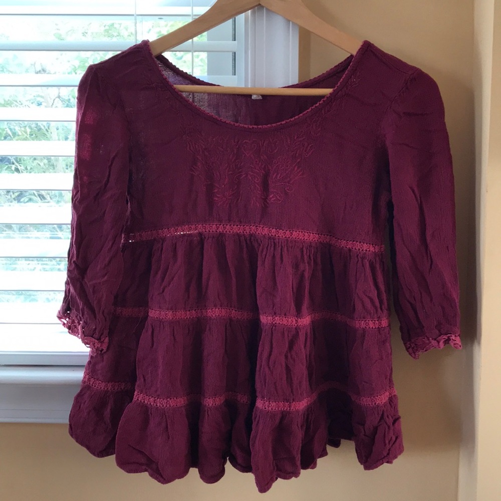 Deep red/Burgundy tunic with lace cut-out detail